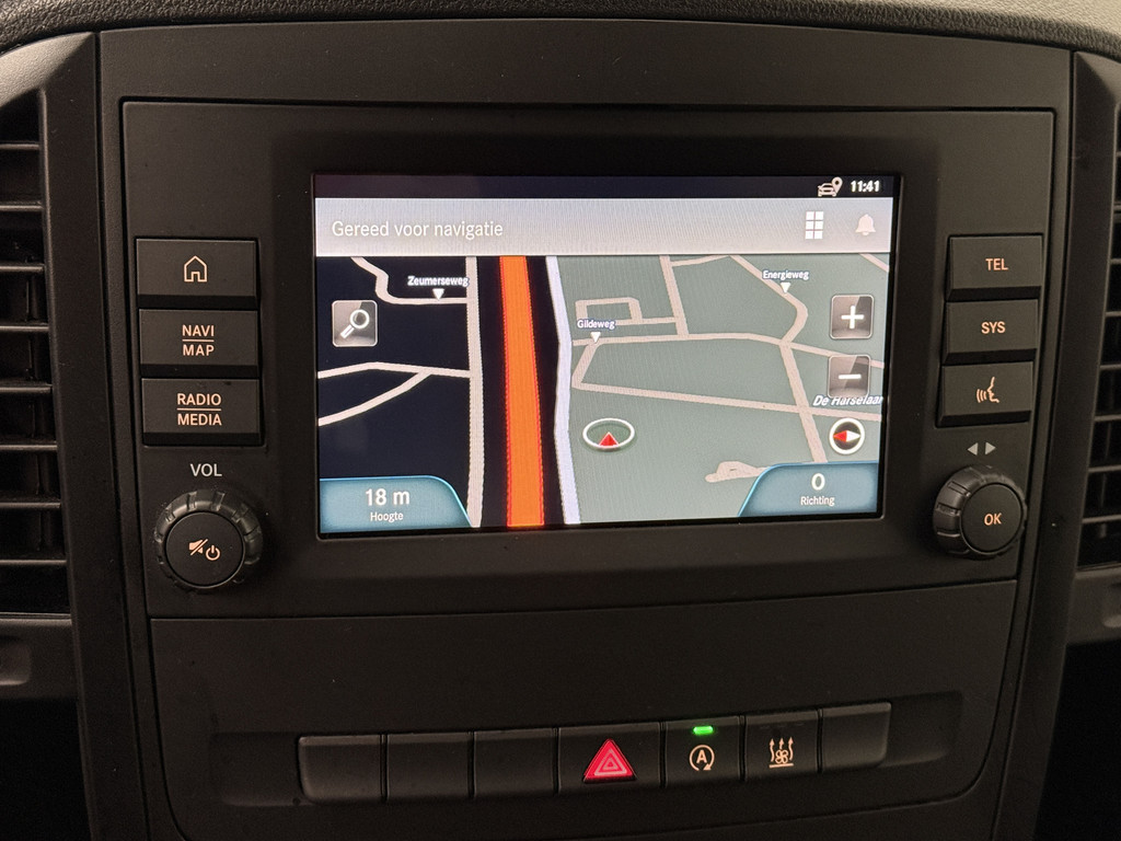 Mercedes-Benz Vito 114CDI Lang Black Edition Dubbele Cabine | Led | Navigatie | Camera | Airco | Cruise | 18