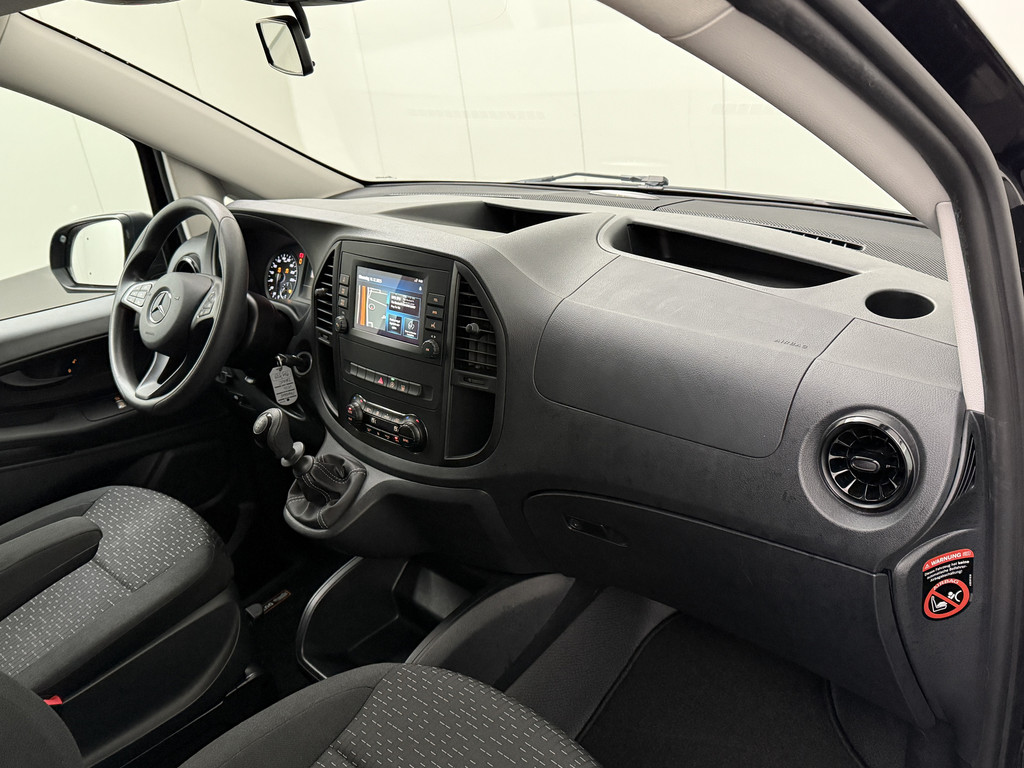 Mercedes-Benz Vito 114CDI Lang Black Edition Dubbele Cabine | Led | Navigatie | Camera | Airco | Cruise | 21