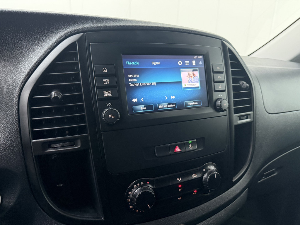 Mercedes-Benz Vito 114CDI Lang Black Edition | Navigatie | Camera | Airco| 3-Zits | Betimmering 16