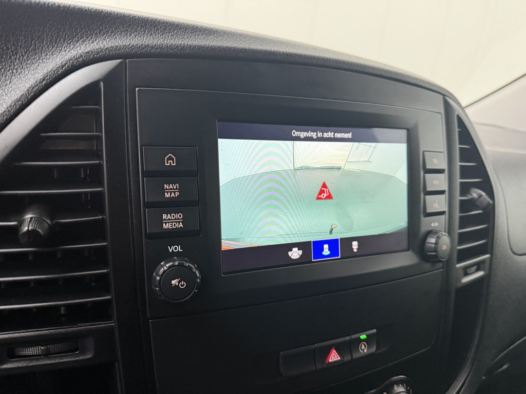 Mercedes-Benz Vito 114CDI Lang Black Edition | Navigatie | Camera | Airco| 3-Zits | Betimmering 18