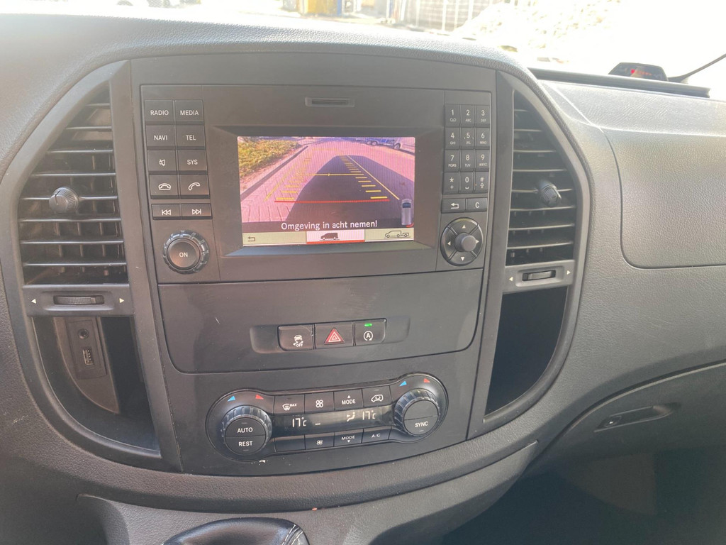 Mercedes-Benz Vito 114 CDI Lang DC * 1e Eigenaar * Airco/Clima * 2015 * PDC * 6Zits * Euro5 * 100KW=136PK * APK 25-3-2026 * 13