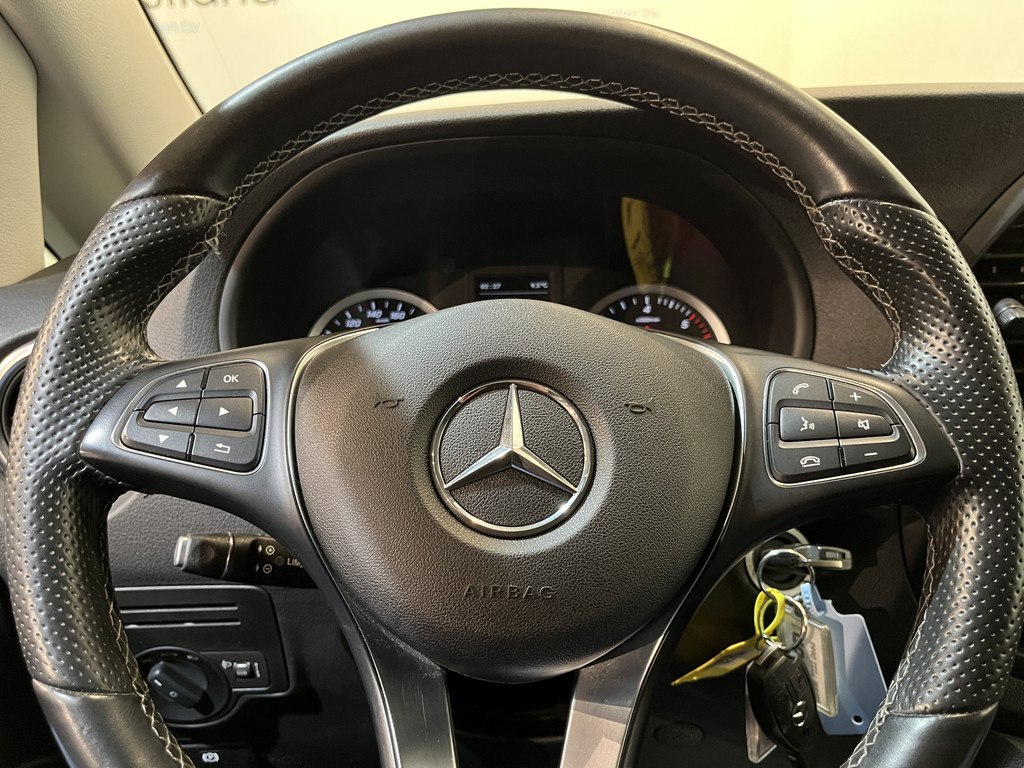 Mercedes-Benz Vito 114 CDI Lang / Euro 6 / Servicebus / Sortimo inrichting / Airco / Cruise Control / Trekhaak / PDC / 3-Zits / 12