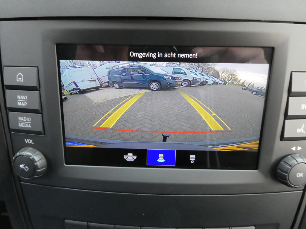 Mercedes-Benz Vito 114 CDI Lang L2 automaat 3 zits camera trekhaak 13