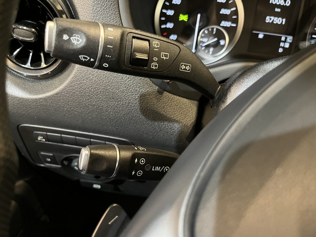 Mercedes-Benz Vito 114 CDI Lang RWD Automaat / Euro 6 / Airco / CarPlay / Cruise Control / Camera / Navigatie / Klep / 3-Zits / 57.500 KM !! 12