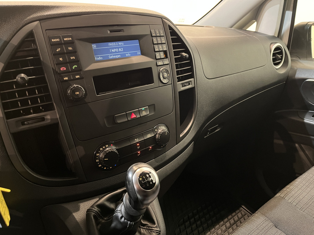 Mercedes-Benz Vito 114 CDI Lang Servicebus / Sortimo Inrichting / Euro 6 / Airco / Cruise Control / PDC / Trekhaak / Klep / 3-Zits 7