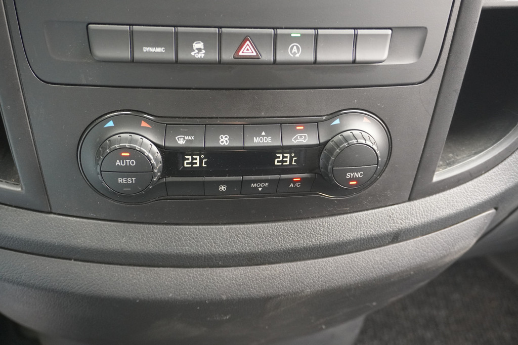 Mercedes-Benz Vito 114 CDI XL Automaat 2x Schuifdeur EURO 6 - Airco - Cruise - ⬠15.900,- Excl. 15