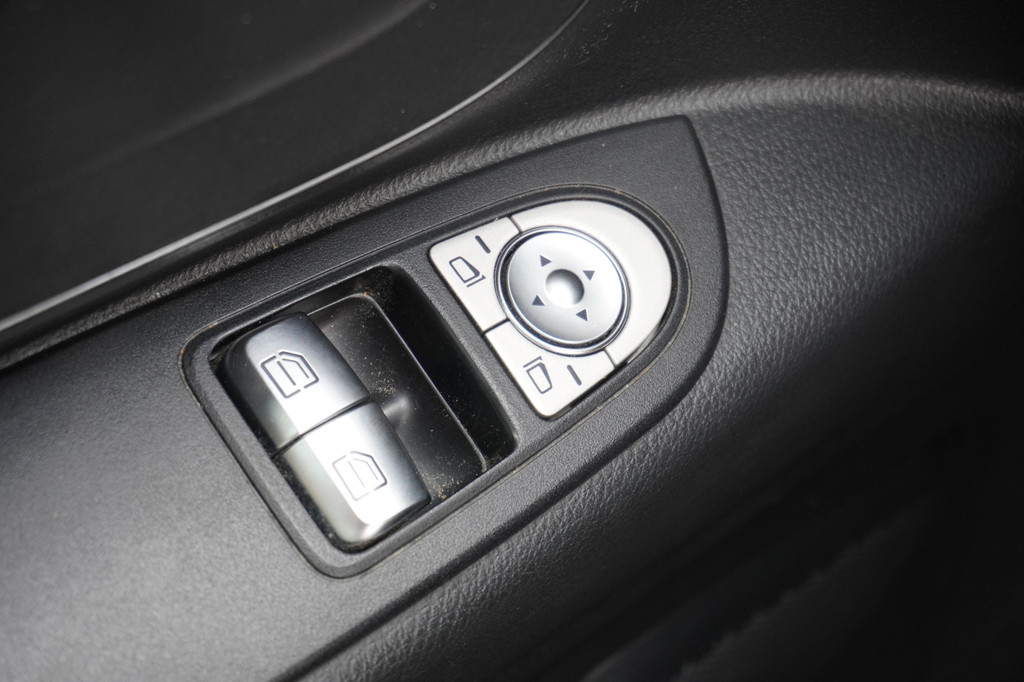 Mercedes-Benz Vito 114 CDI XL Automaat 2x Schuifdeur EURO 6 - Airco - Cruise - ⬠15.900,- Excl. 19