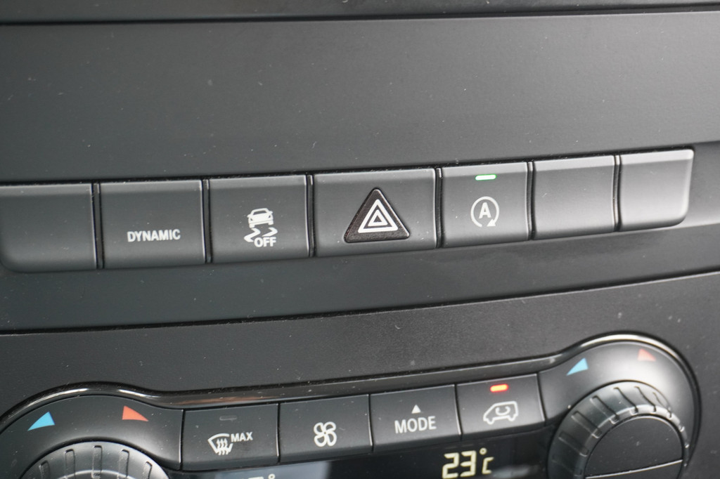 Mercedes-Benz Vito 114 CDI XL Automaat 2x Schuifdeur EURO 6 - Airco - Cruise - ⬠15.900,- Excl. 21