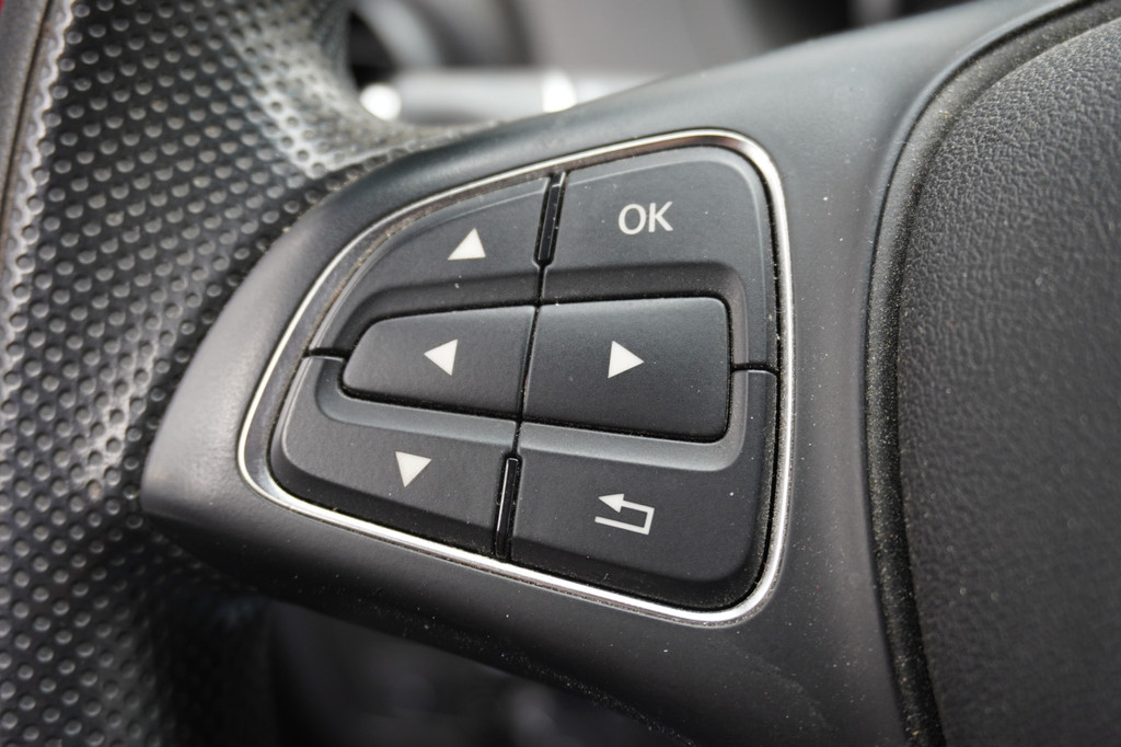 Mercedes-Benz Vito 114 CDI XL EURO 6 - A/C Climate - Cruise - Camera - € 13.950,- Excl. 15