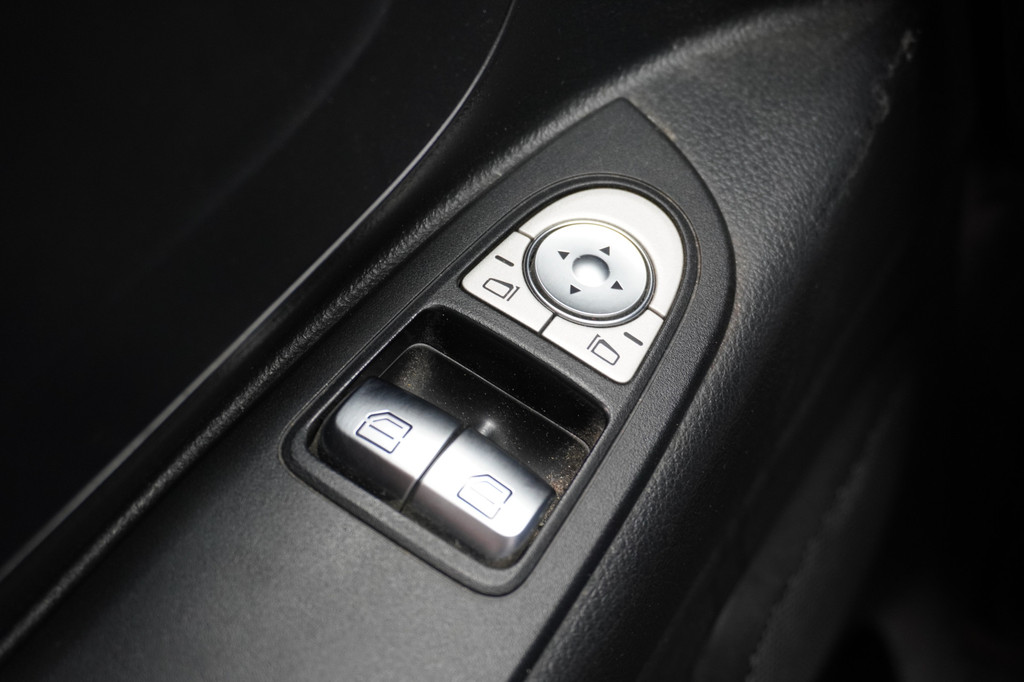 Mercedes-Benz Vito 114 CDI XL EURO 6 - A/C Climate - Cruise - Camera - € 13.950,- Excl. 19