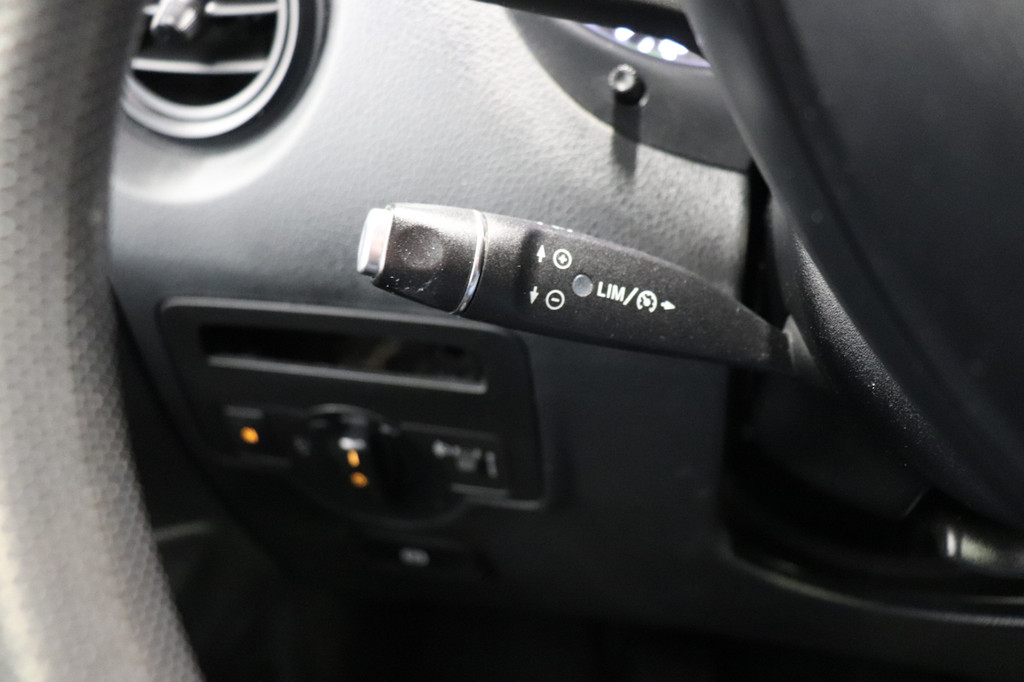 Mercedes-Benz Vito 114 CDI XL EURO 6 - A/C climate - Navi - Cruise - Trekhaak - €13.900,- Excl. 13