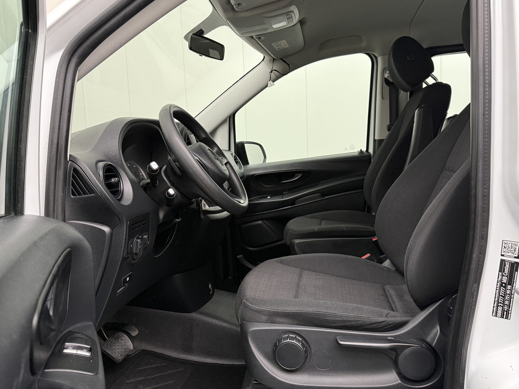 Mercedes-Benz Vito 114CDi Automaat XXL Personenbus | 9-Persoons | 2-2-2-3 Bestoeling | Airco | Cruise | Taxigoedkeuring | Prijs Inclusief € 26.499,-- 17