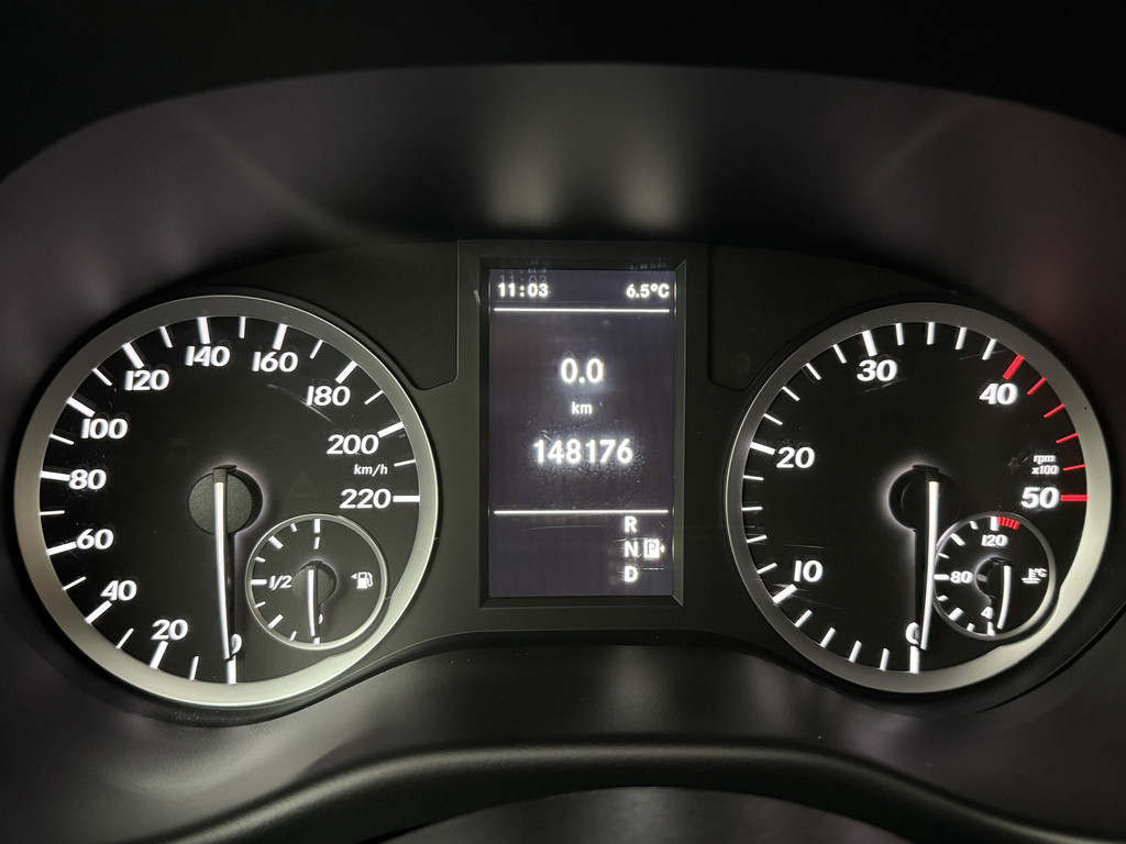 Mercedes-Benz Vito 114CDi Automaat XXL Personenbus | 9-Persoons | 2-2-2-3 Bestoeling | Airco | Cruise | Taxigoedkeuring | Prijs Inclusief € 26.499,-- 8