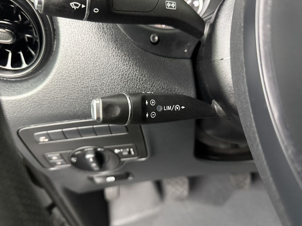 Mercedes-Benz Vito 114CDi Lang | Achterdeuren | Navigatie | Airco | Cruise | 3-Zits 14