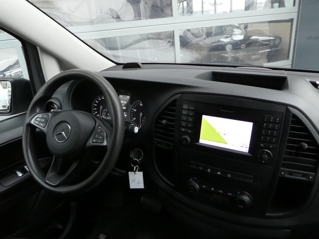 Mercedes-Benz Vito 114cdi XL, 2xschuifdeur, Automaat, Camera, Navigatie, 3-Zits, trekhaak, PDC. 10