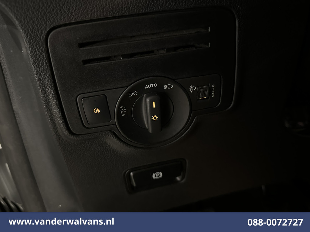 Mercedes-Benz Vito 116 CDI 164pk L3H1 Euro6 Airco | Camera | Apple Carplay | Cruisecontrol | Stoelverwarming Android Auto, Bijrijdersbank 17