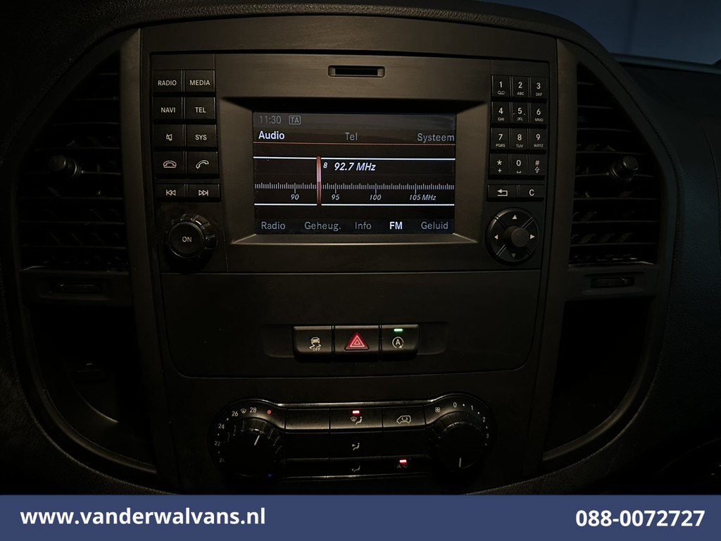 Mercedes-Benz Vito 116 CDI 164pk L3H1 Euro6 Airco | Camera | Cruisecontrol | LED | 2500kg Trekhaak Parkeersensoren, Stoelverwarming, Bijrijdersbank 16
