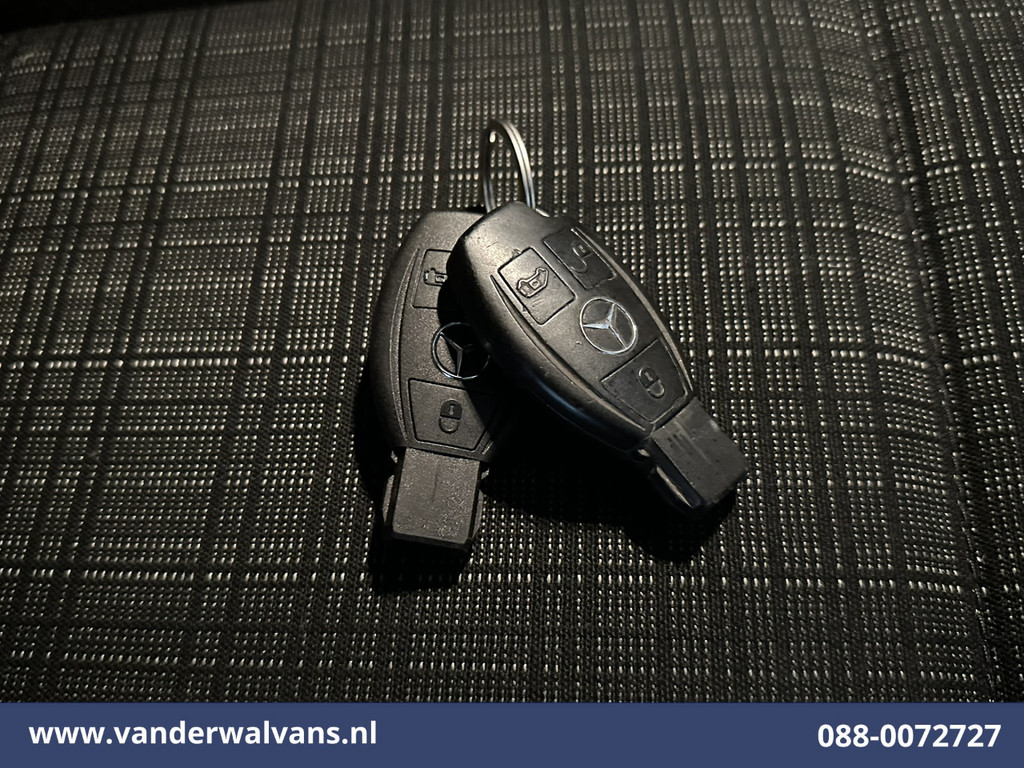 Mercedes-Benz Vito 116 CDI 164pk L3H1 Euro6 Airco | Camera | Cruisecontrol | LED | 2500kg Trekhaak Parkeersensoren, Stoelverwarming, Bijrijdersbank 20