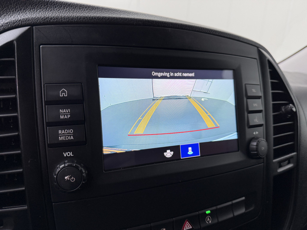 Mercedes-Benz Vito 116CDI Automaat Lang Achterdeuren | Navigatie | Camera | Gatelocks | Airco | Cruise | 3-Zits 19