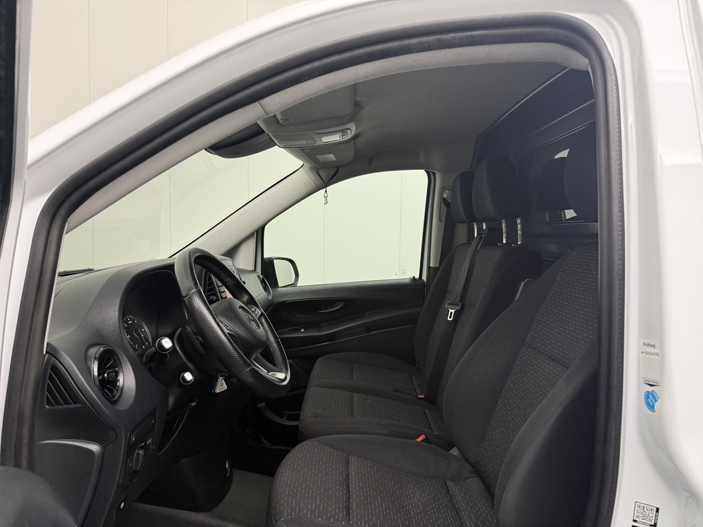 Mercedes-Benz Vito 116CDI Automaat Lang Achterdeuren | Navigatie | Camera | Gatelocks | Airco | Cruise | 3-Zits 20