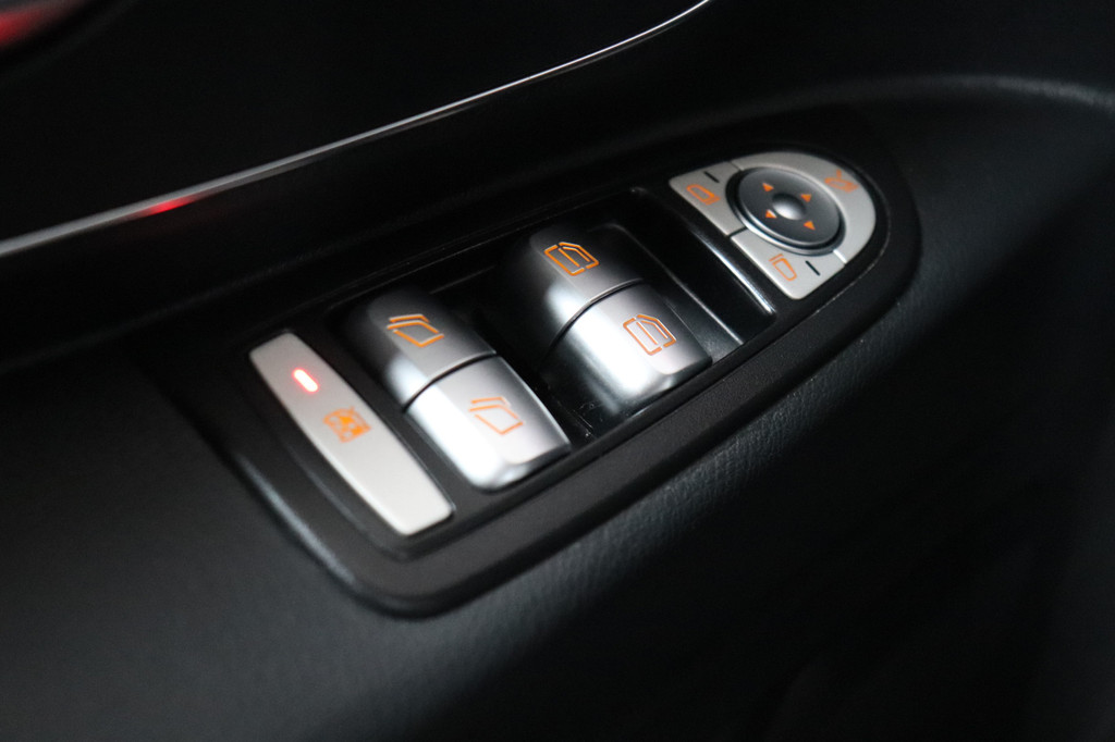 Mercedes-Benz Vito 116 CDI Extra Lang DC Comfort Automaat EURO6 - Airco - Cruise - Navi - 2 x Elektrische deur - Sfeer - ⬠29.900,- Ex. BTW 21