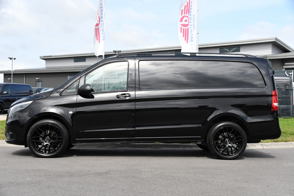 Mercedes-Benz Vito 116 CDI L2 Black Edition Cruise, Camera, Carplay, 164pk, Automaat, Sensoren, Trekhaak, Multimedia, LED, Stoelverwarming, Uniek! 9