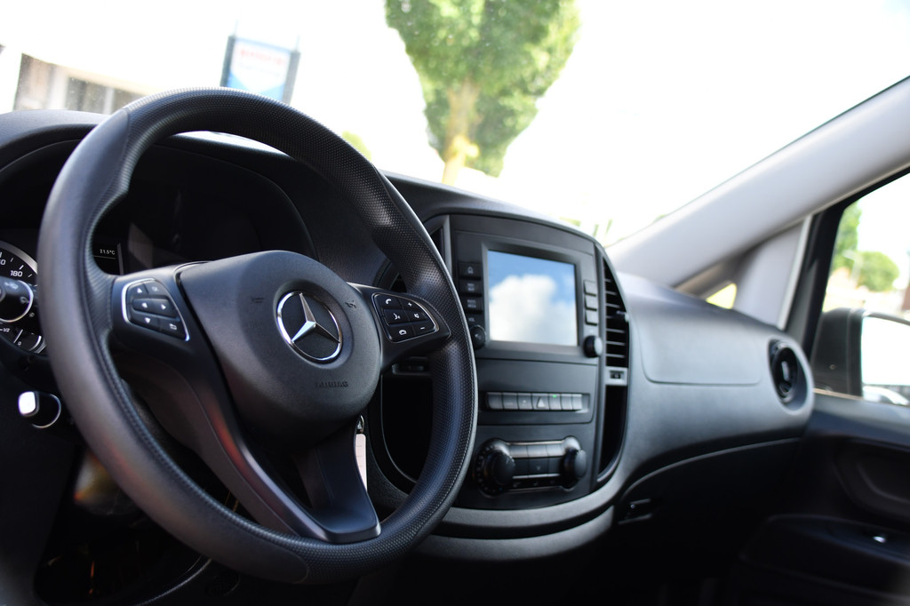Mercedes-Benz Vito 116 CDI L2 PB Edition Camera, Cruise, Carplay, LED, 164pk, Automaat, Multimedia, Uniek! 13