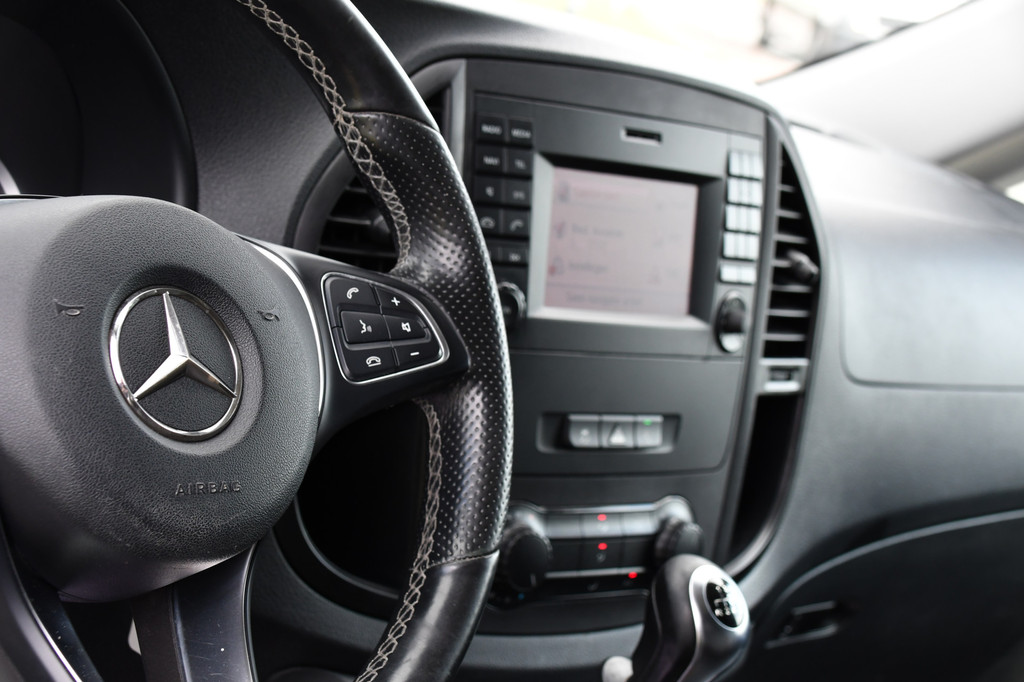Mercedes-Benz Vito 116 CDI L2 PB Edition Camera, Cruise, Sensoren, Leder, 164pk, Stoelverwarming, Uniek! 15
