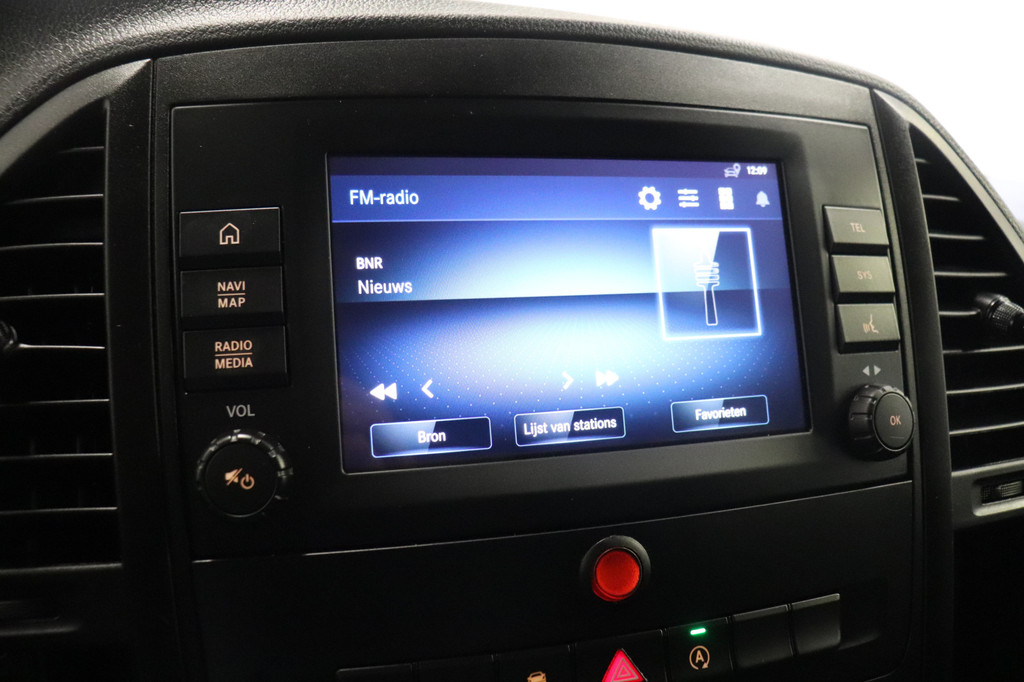 Mercedes-Benz Vito 116 CDI Lang 4X4 Automaat EURO 6 - AC/climate - Cruise - Camera - € 20.900,- Excl. 15
