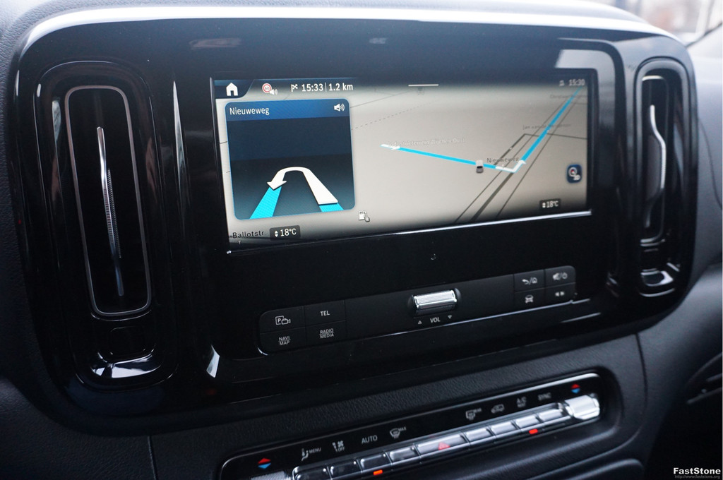 Mercedes-Benz Vito 116 CDI Lang AUT BPM VRIJ!! 10.25 MBUX, Distronic, Betimmering, Trekhaak, Adap. LED!! NR. G01* 12