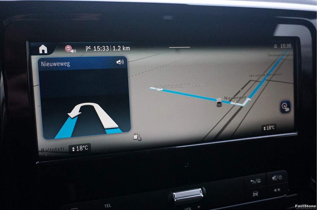 Mercedes-Benz Vito 116 CDI Lang AUT BPM VRIJ!! 10.25 MBUX, Distronic, Betimmering, Trekhaak, Adap. LED!! NR. G01* 13