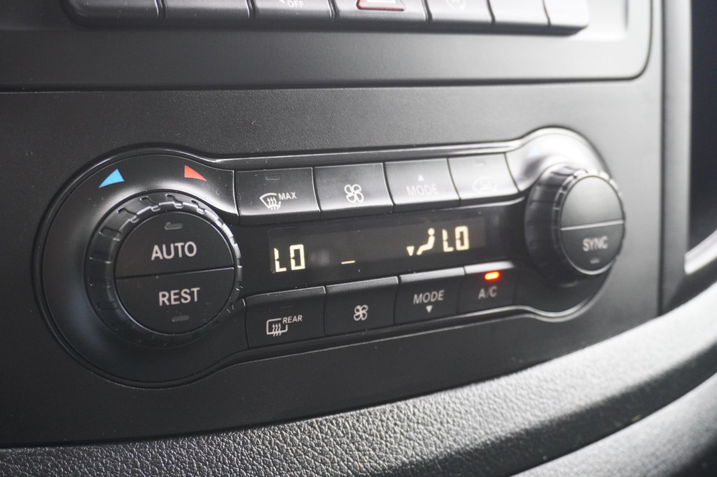 Mercedes-Benz Vito 116 CDI Lang Automaat EURO 6 - A/C climate - Cruise - Camera - â¬18.900,- Excl. 12