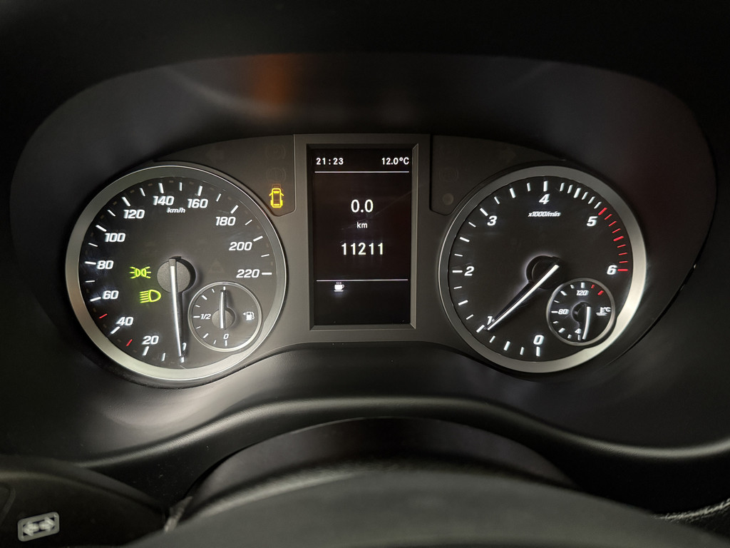 Mercedes-Benz Vito 116CDI XXL Black Edition | Navigatie | Camera | Airco | Cruise | Betimmering 9