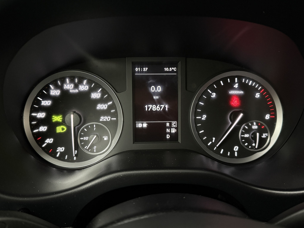 Mercedes-Benz Vito 119CDI 9G-Tronic Automaat Lang Exclusive | Leder | Led | Navigatie | Camera | Airco | 3-Persoons 9