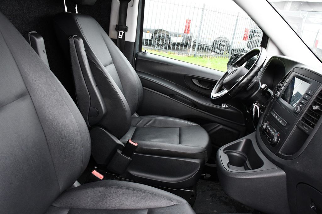 Mercedes-Benz Vito 119 CDI AMG Edition Adaptieve Cruise, Camera, LED, Carplay, 2 x Schuifdeur, Leder, Stoelverwarming, Uniek! 21