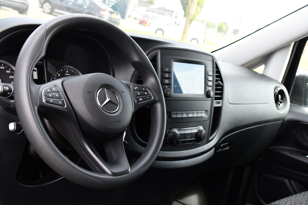 Mercedes-Benz Vito 119 CDI L3 PB Edition Camera, Cruise, Carplay, 190PK, Automaat, LED, 2 x Schuifdeur, NAVI, Trekhaak, Uniek! 12