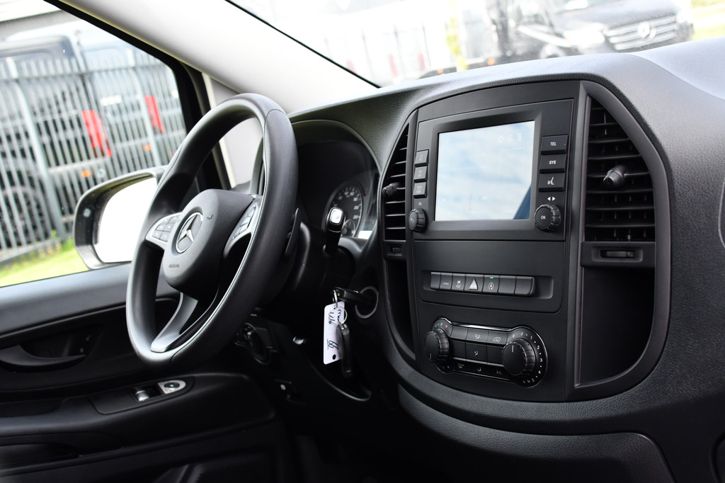 Mercedes-Benz Vito 119 CDI L3 PB Edition Camera, Cruise, Carplay, 190PK, Automaat, LED, 2 x Schuifdeur, NAVI, Trekhaak, Uniek! 14