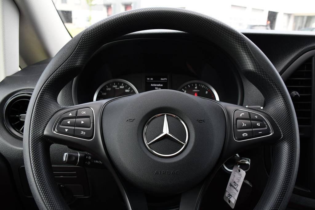 Mercedes-Benz Vito 119 CDI L3 PB Edition Camera, Cruise, Carplay, 190PK, Automaat, LED, 2 x Schuifdeur, NAVI, Trekhaak, Uniek! 16