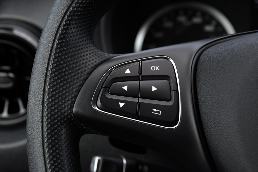 Mercedes-Benz Vito 119 CDI L3 PB Edition Camera, Cruise, Carplay, 190PK, Automaat, LED, 2 x Schuifdeur, NAVI, Trekhaak, Uniek! 19