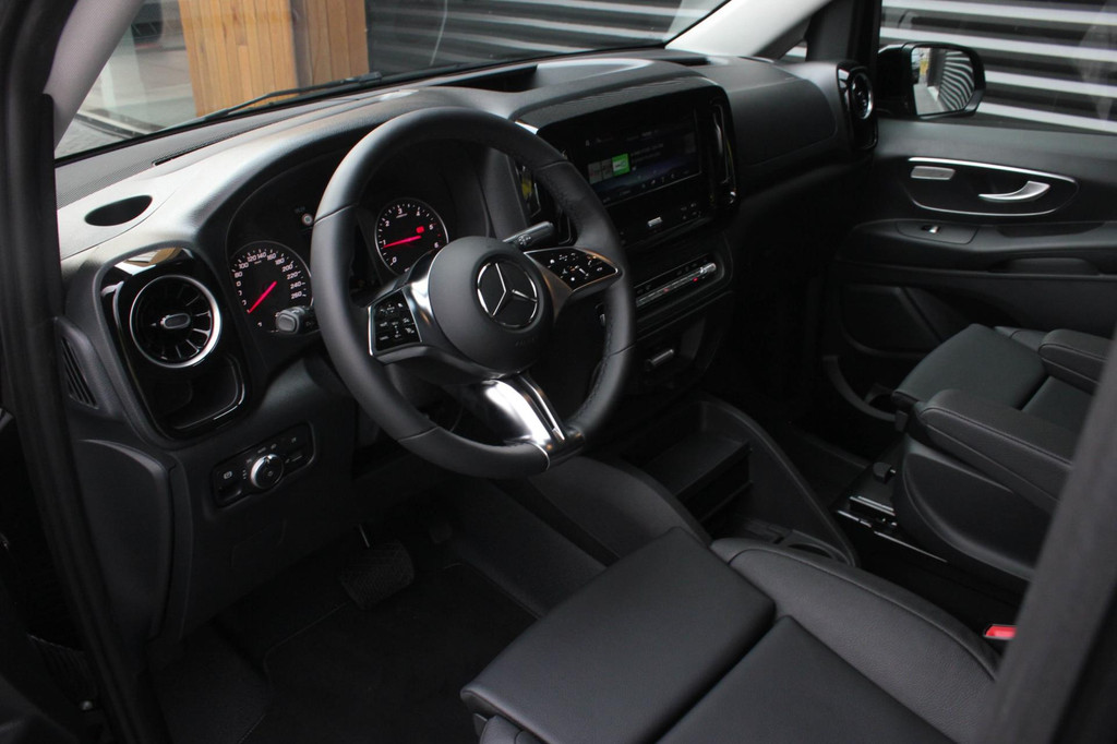 Mercedes-Benz Vito 119 CDI L3 SPORT DUBBEL CABINE / DC / BPM VRIJ / FULL BLACK / 2X SCHUIFDEUREN / AMG / VERLAAGD / APPLE CARPLAY 15