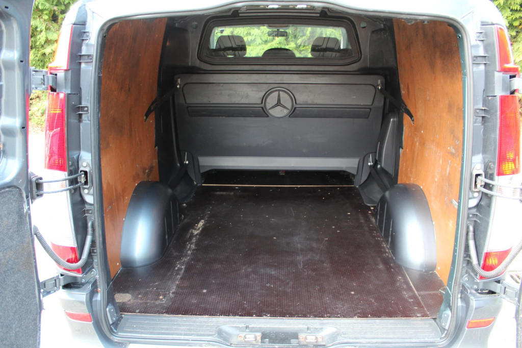 Mercedes-Benz Vito 122 CDI 320 Lang DC Luxe 224PK Automaat | Parkeercamera | Trekhaak | Climate Control 15