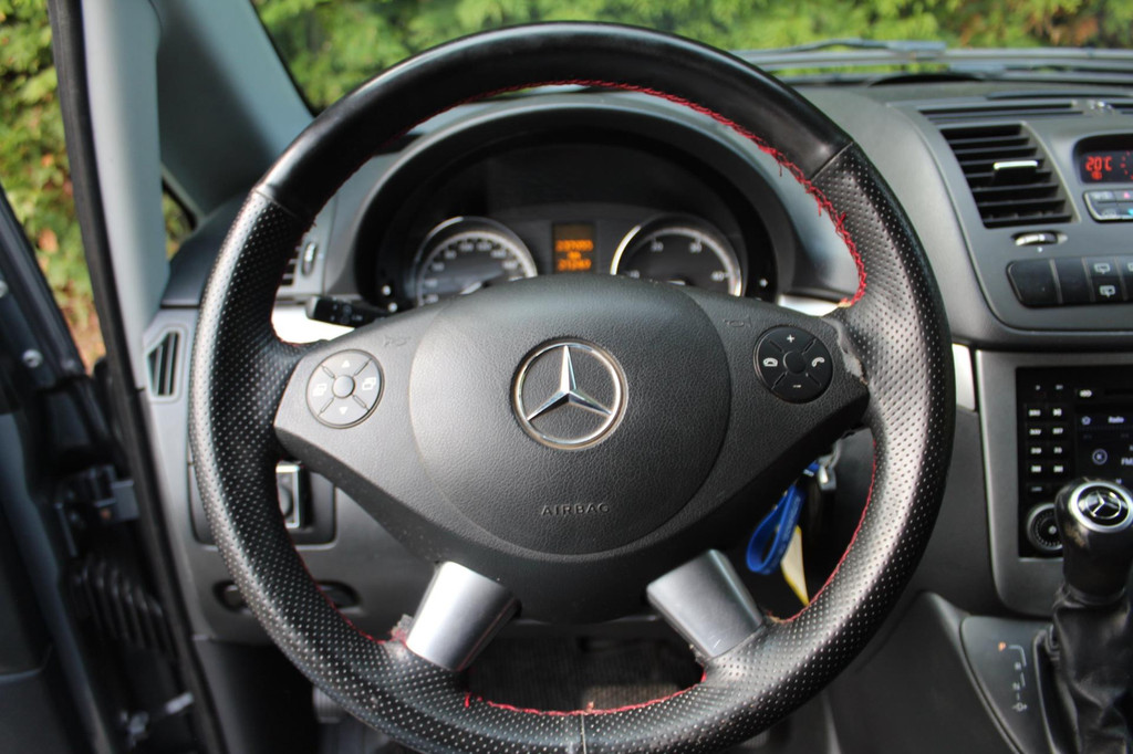 Mercedes-Benz Vito 122 CDI 320 Lang DC Luxe 224PK Automaat | Parkeercamera | Trekhaak | Climate Control 18