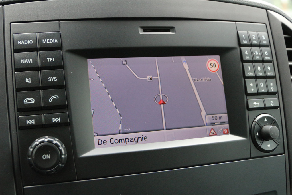 Mercedes-Benz Vito 190PK CDI | DC | L2H1 | 2.5t Trekhaak | Cruise | Airco.. 9