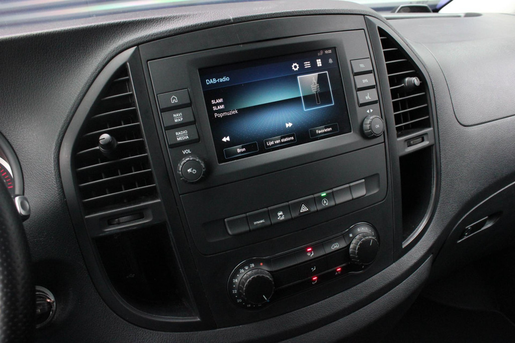 Mercedes-Benz Vito 190PK LANG JB- EDITION FULL BLACK / AMG / SPOILER / VERLAGINGSVEREN / NAVIGATIE / SIDE- BARS / FULL / NAVIGATIE 16