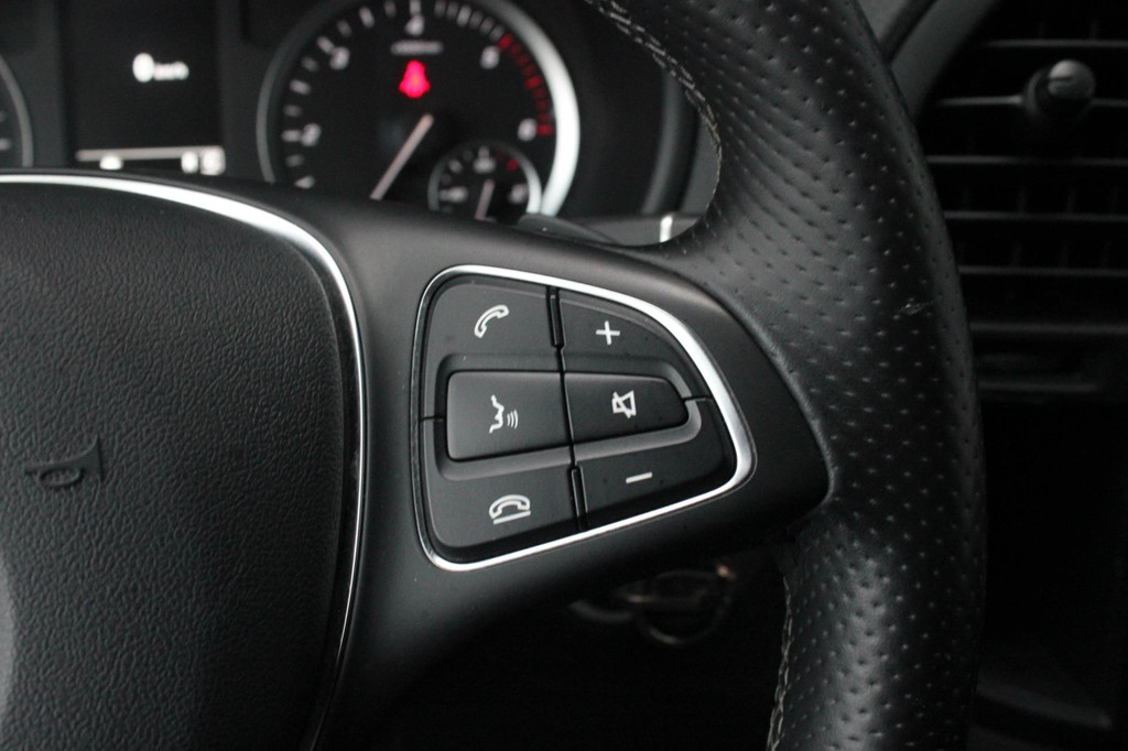 Mercedes-Benz Vito 190PK LANG JB- EDITION FULL BLACK / AMG / SPOILER / VERLAGINGSVEREN / NAVIGATIE / SIDE- BARS / FULL / NAVIGATIE 20