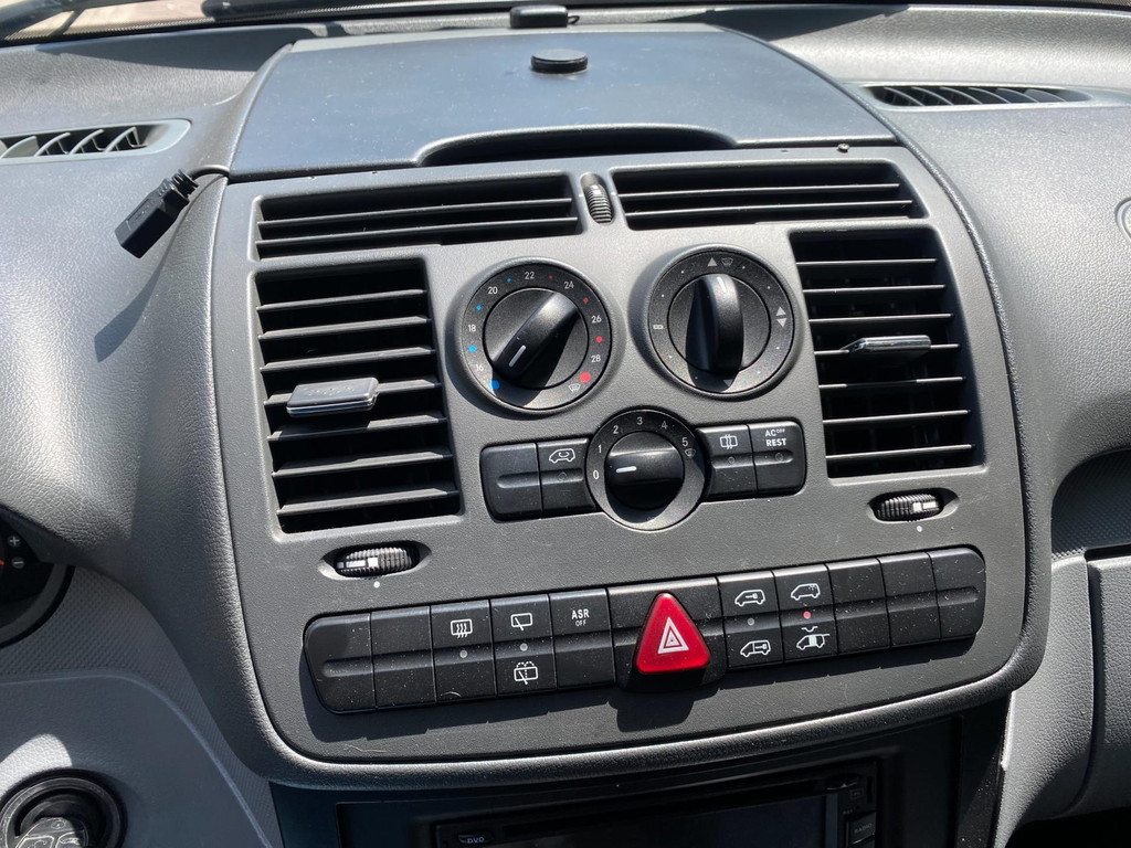 Mercedes-Benz Vito Camper * Airco * APK 5-6-2026 * Mag Alle Milieu Zones In * Nette Bus * 13