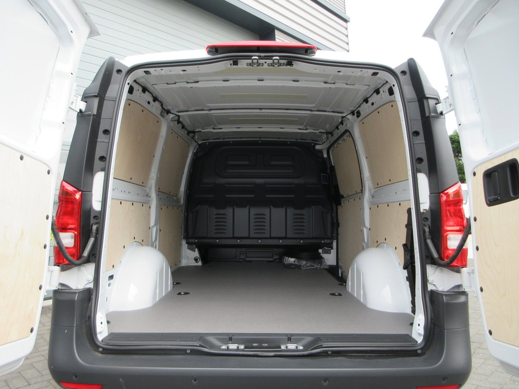 Mercedes-Benz Vito Evito, 112, L2, 66kWh, Snelladen, SoH 97,5%, Camera, 3-zits, Stoelverwarming. 7