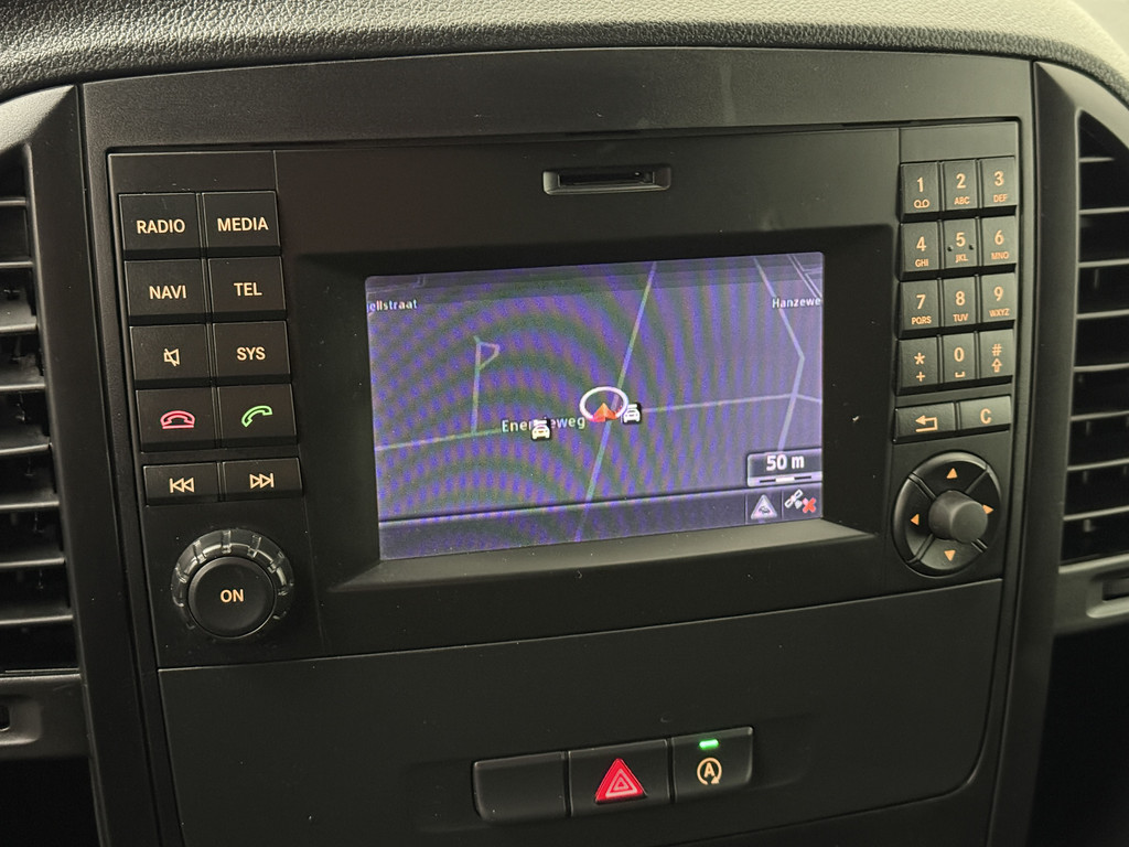 Mercedes-Benz Vito Lang Black Edition | Camera | Airco | 3-Persoons | Trekhaak 17