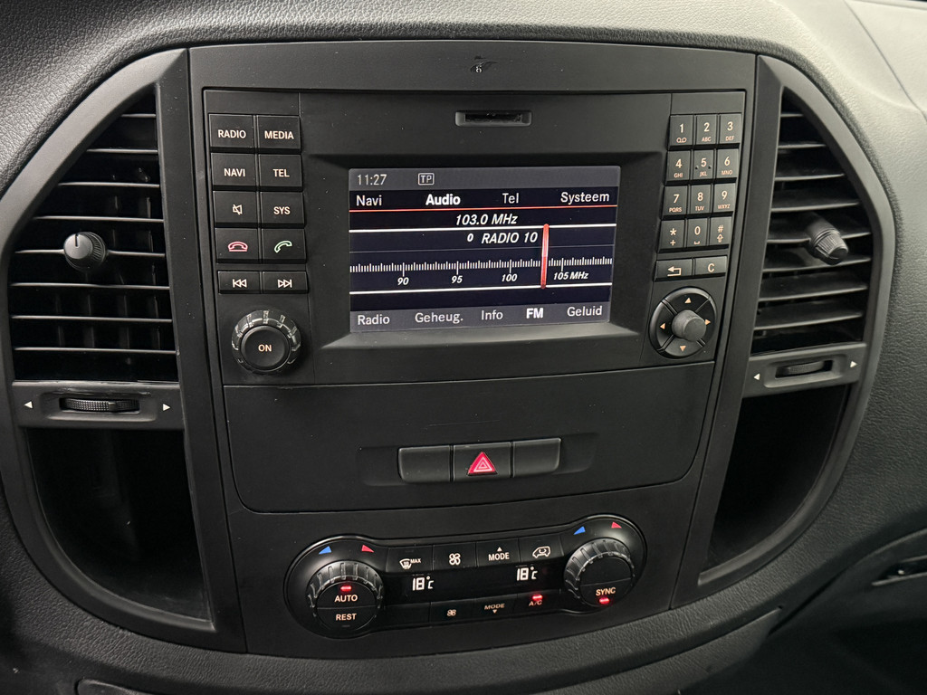 Mercedes-Benz Vito Lang Imperiaal | Trekhaak | Navigatie | Camera | Airco | Cruise | 3-Persoons 16