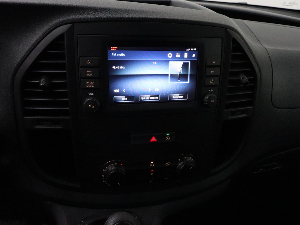 Mercedes-Benz Vito | Leder | Airco | Camera | 3-Persoons | Betimmering 16